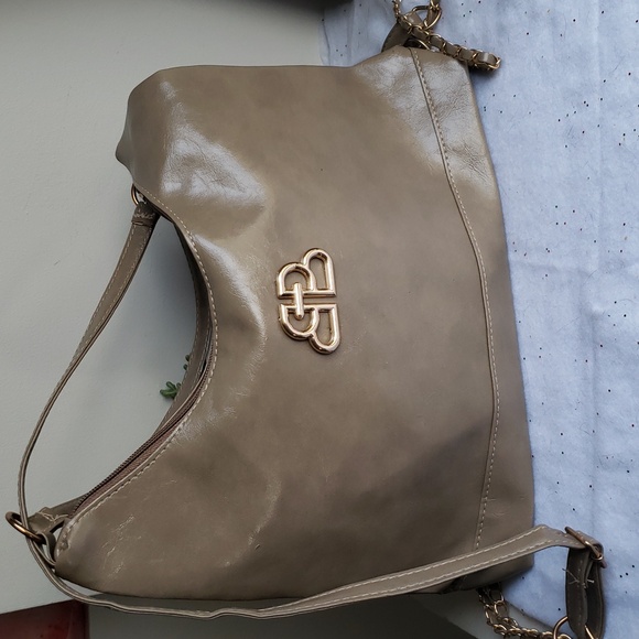 Womens Gray Vegan Leather Handbag. NWOT. - Picture 2 of 16